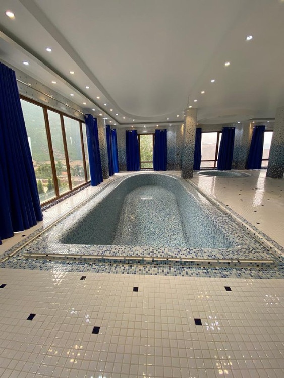 اجرای استخر لاکچری